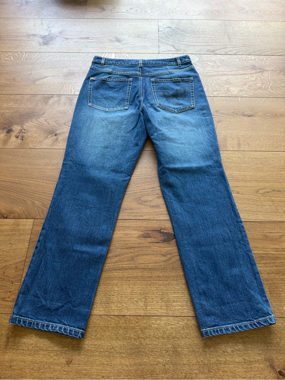 Alice & Olivia Straight Leg Jeans - altered - Picture 2 of 13